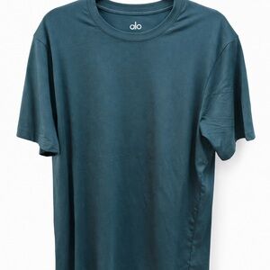 ALO Yoga Men's Deep Teal Short Sleeve Tee
